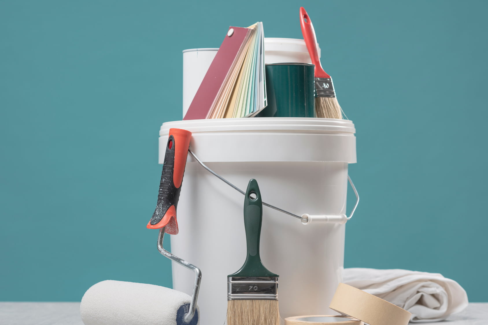 Hire a Professional Painter or Go DIY: Which Option is Right for You?